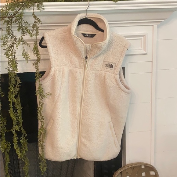 north face sherpa vest